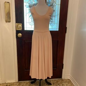 Leith size Medium M beige Pale Pink Midi Dress